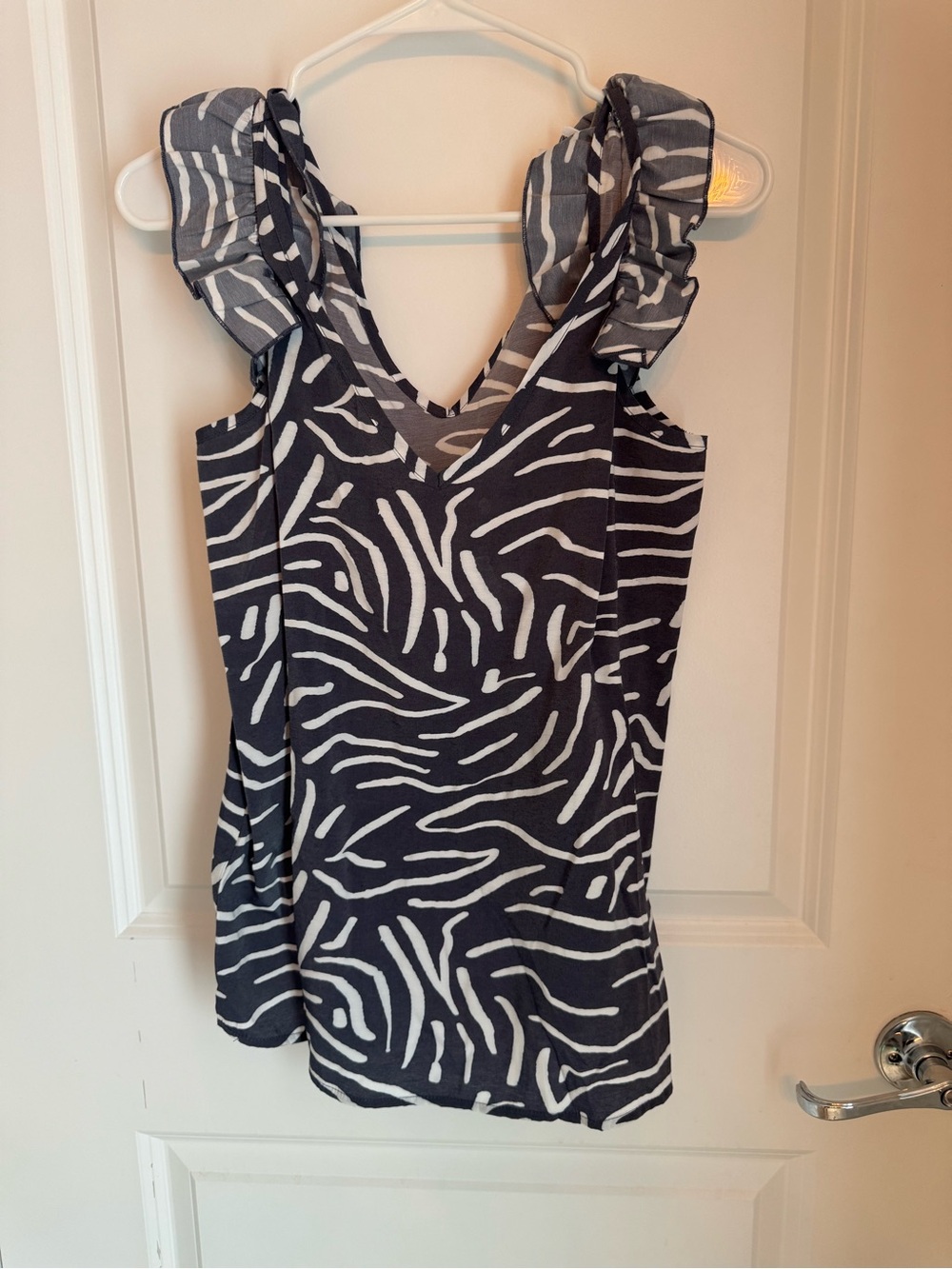 Mud Pie Deep Chambray and White Flutter Sleeve Women’s Tank